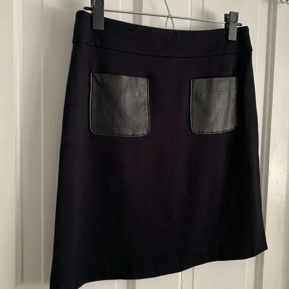 Nordstrom black ponte & faux leather skirt with vegan patch pockets by Halogen - Picture 11 of 14
